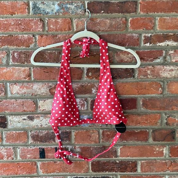 Large red polka dot bikini. - Picture 2 of 4
